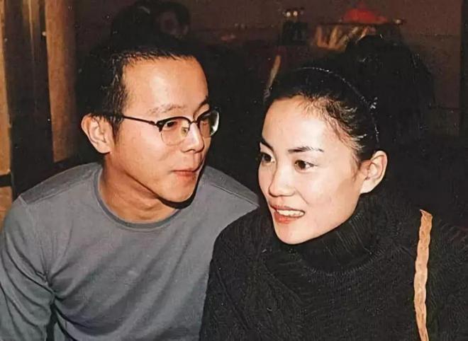 栾树：王菲的初恋男友分手后娶金鸡影后是音乐人也是马术冠军(图8)